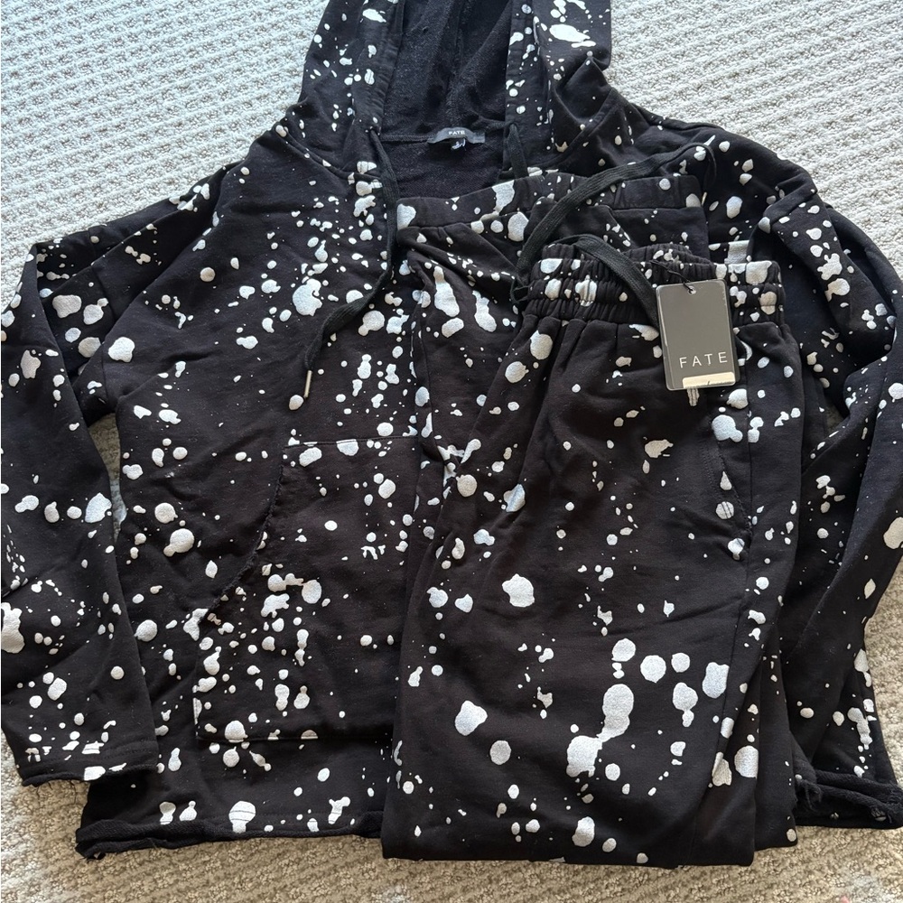 Fate Black hoodie and joggers- silver splatter SET. NWT!